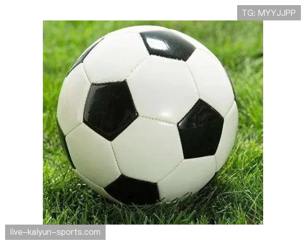 足球护腿板规则详解：材质与保护范围的基本判定标准