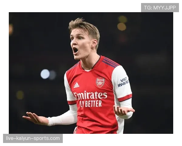 厄德高进攻核心角色的战术依赖与独立性分析